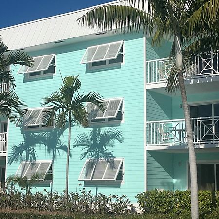 Dolphin Cove (Adults Only) Villa Freeport Buitenkant foto